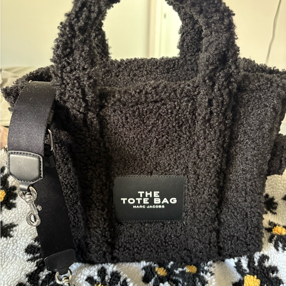 Marc Jacobs THE TEDDY MEDIUM TOTE BAG